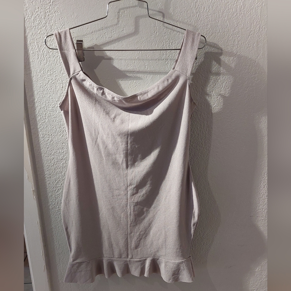 Elegant Lilac Sleeveless Top